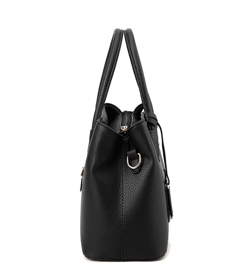 Sac Signature Élégance - Cuir PU Texturé et Détails Chaîne