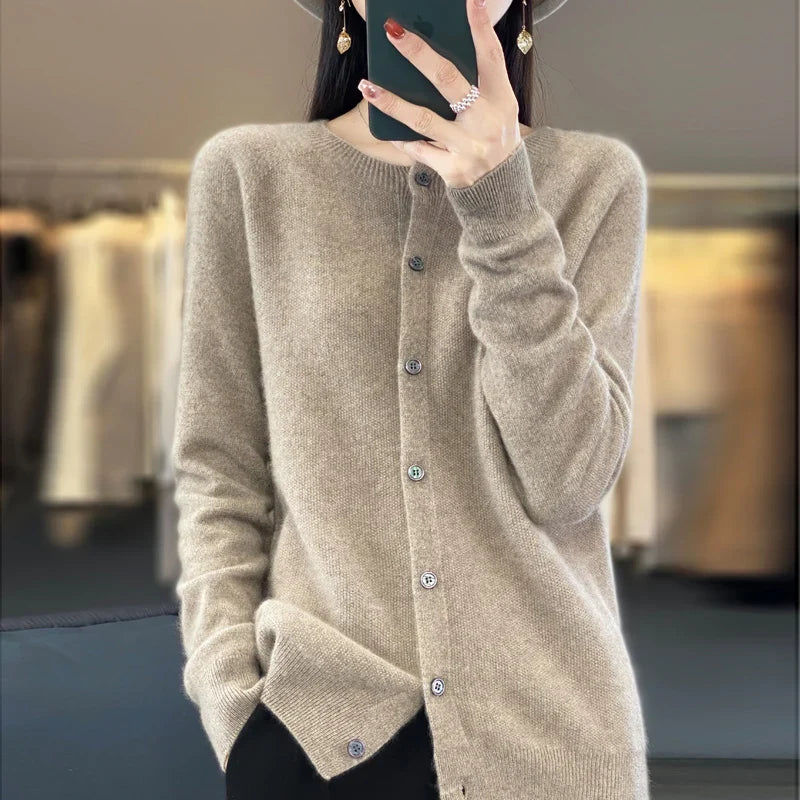 Pull/cardigan confortable 100 % laine mérinos avec détails boutonnés - Augustine