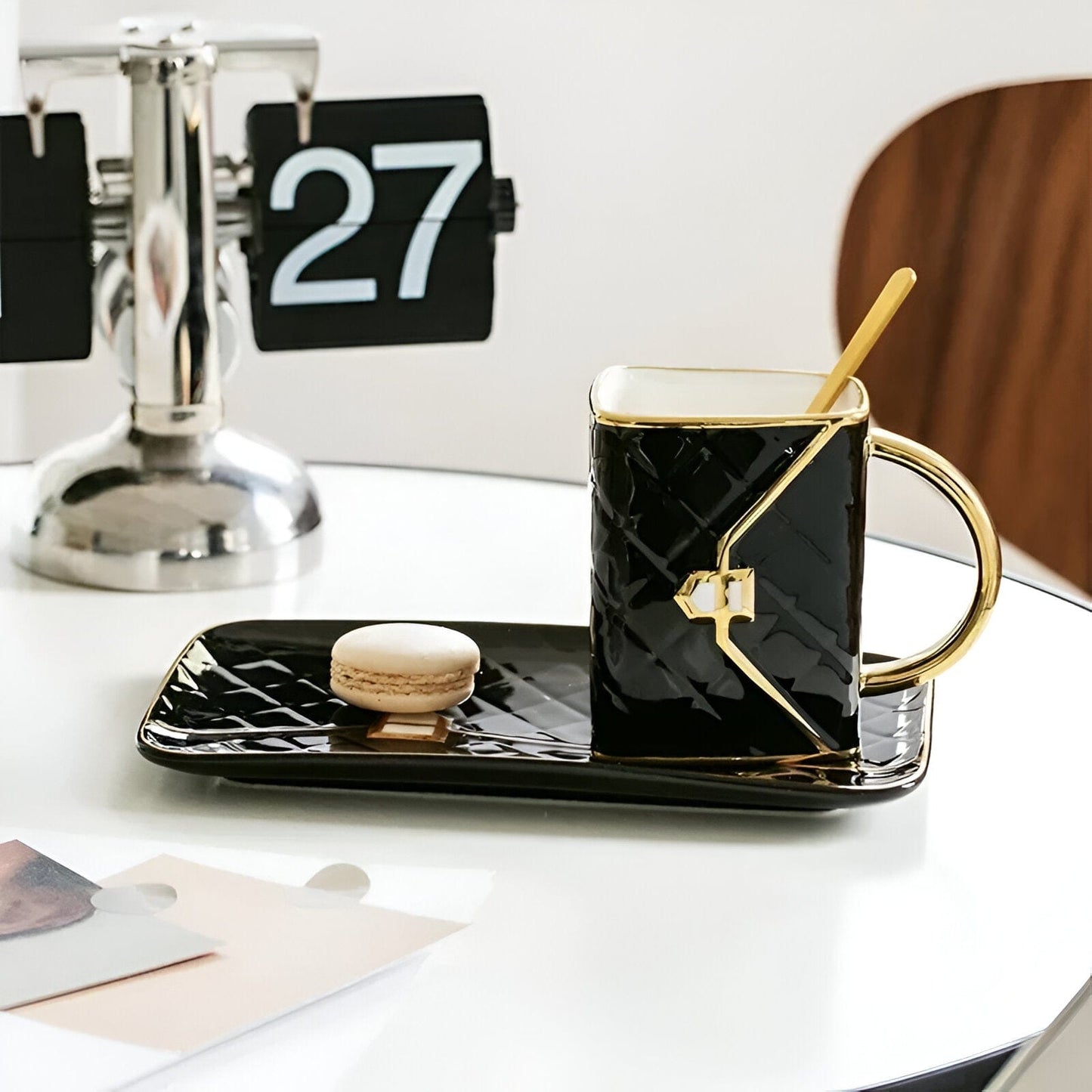 Ensemble Chic de Tasses Sac à Main