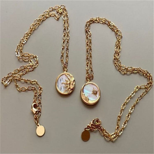 Collier Dualité Céleste - Soleil et Lune Rétro en Acier Titane