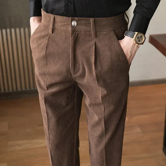 Pantalon Velours Côtelé Classique - Élégance Hivernale