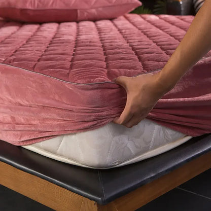 Mattly - Couvre matelas matelassé : Douceur et Confort Absolu