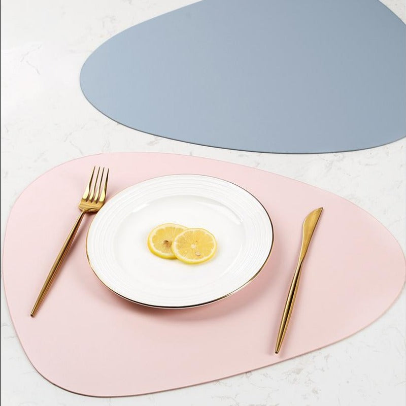 Élégance et Protection avec les Sets de Table & Dessous de Verre Luma™